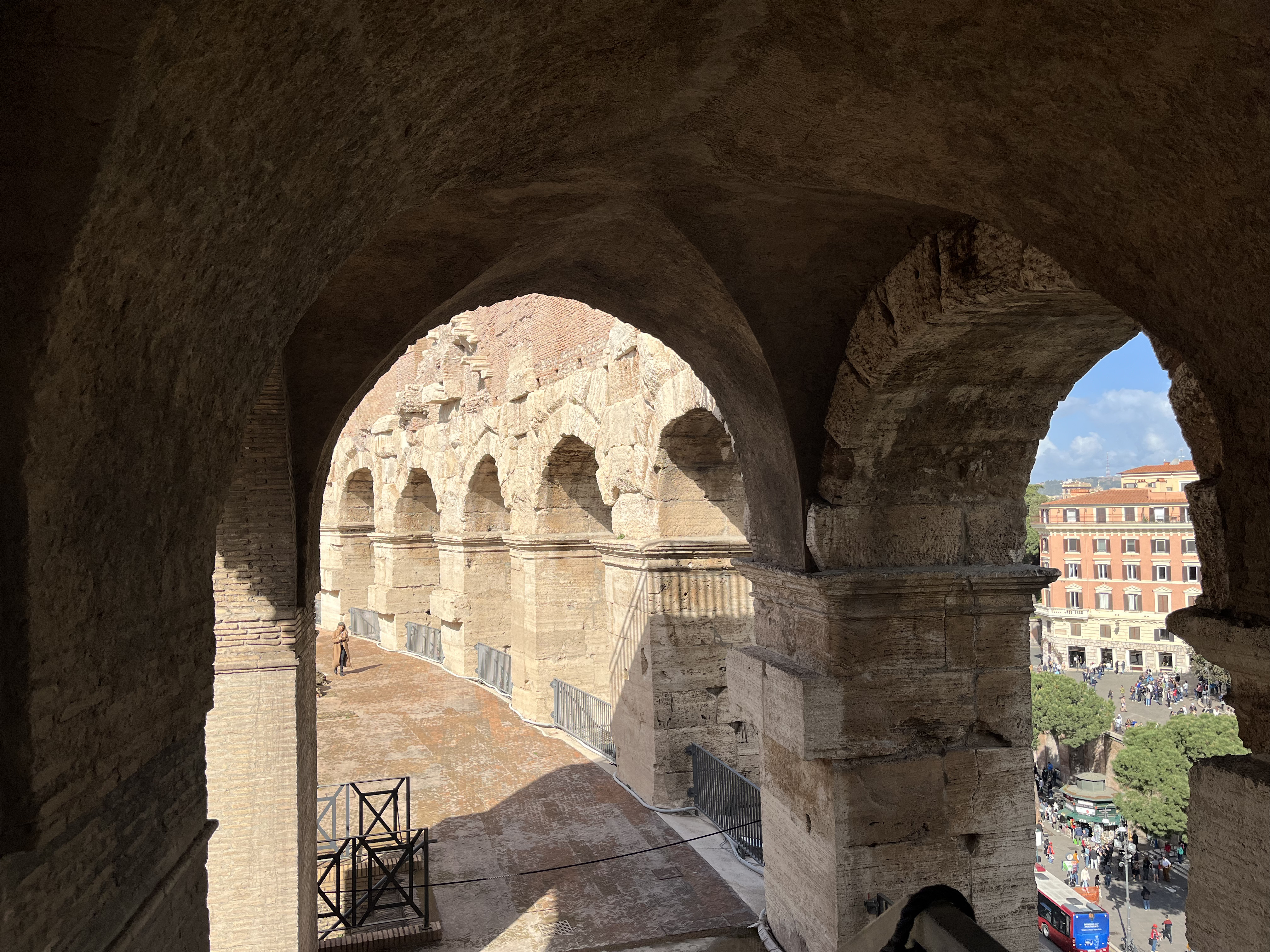  Roma: Colosseum, Forum, Palatine Entrance & immersive 3D digital audio guide - Photo 20