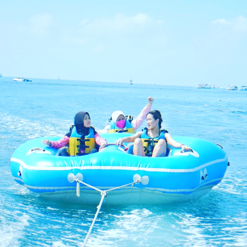 Experiencia de paseo en tubing con deportes acuáticos, peces voladores y paseo marítimo en Nusa Dua Marine - Foto 2