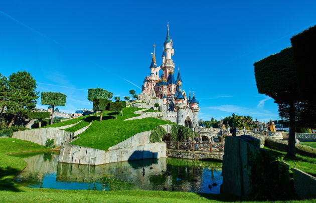 Paris - Switzerland Private Van Tour – 10 Days. Paris – Switzerland Private Van Tour – 10 Days.