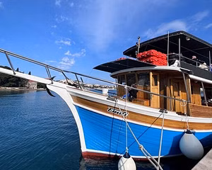 Three Islands Boat Tour with Lunch & Drinks Included - Fish picnic - Photo 18