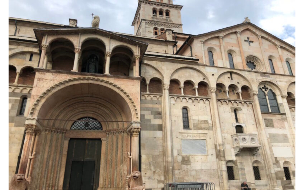 Modena Private Walking Tour - Photo 5