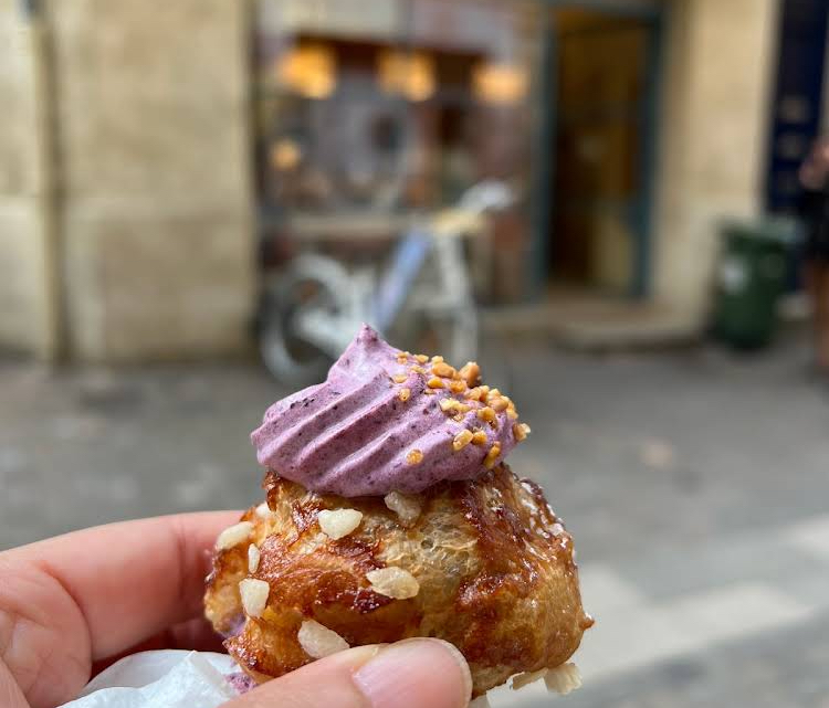 Montmartre Chocolate & Pastries Food Tour w/ 6+ Tastings - Photo 18