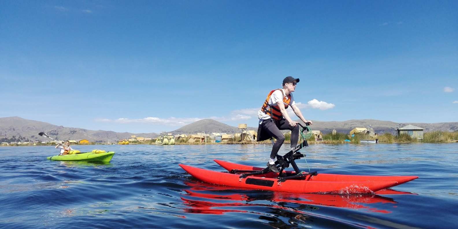 Pun-03 : Aquabiking on Titicaca lake - A Unique Ride