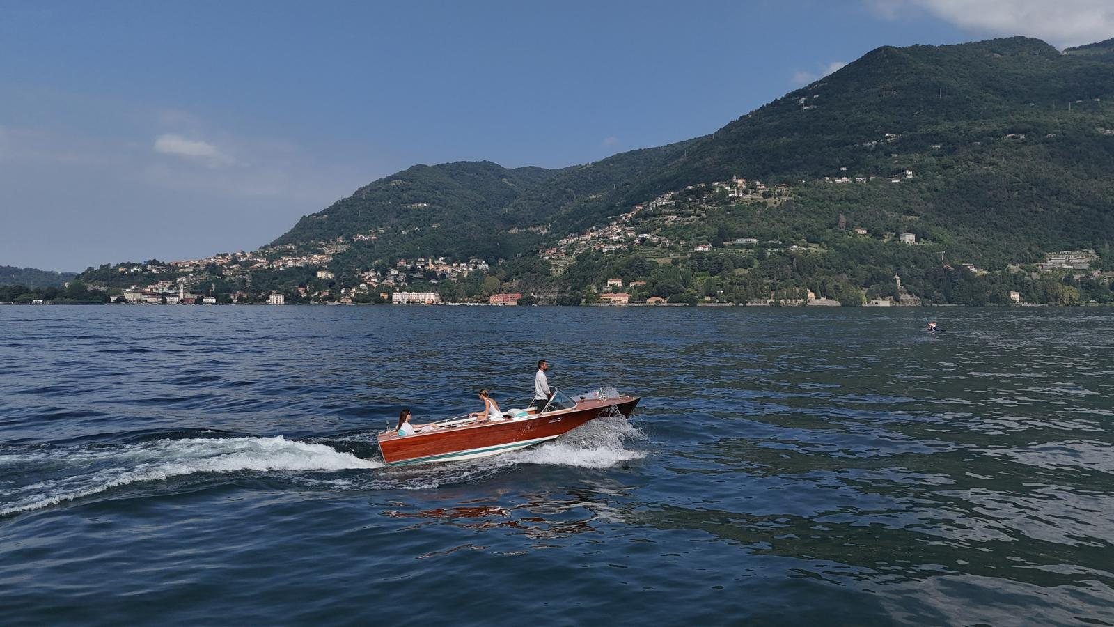 Lake Como: Private Wooden Boat Tour, 4 hours — A half-day, entirely yours