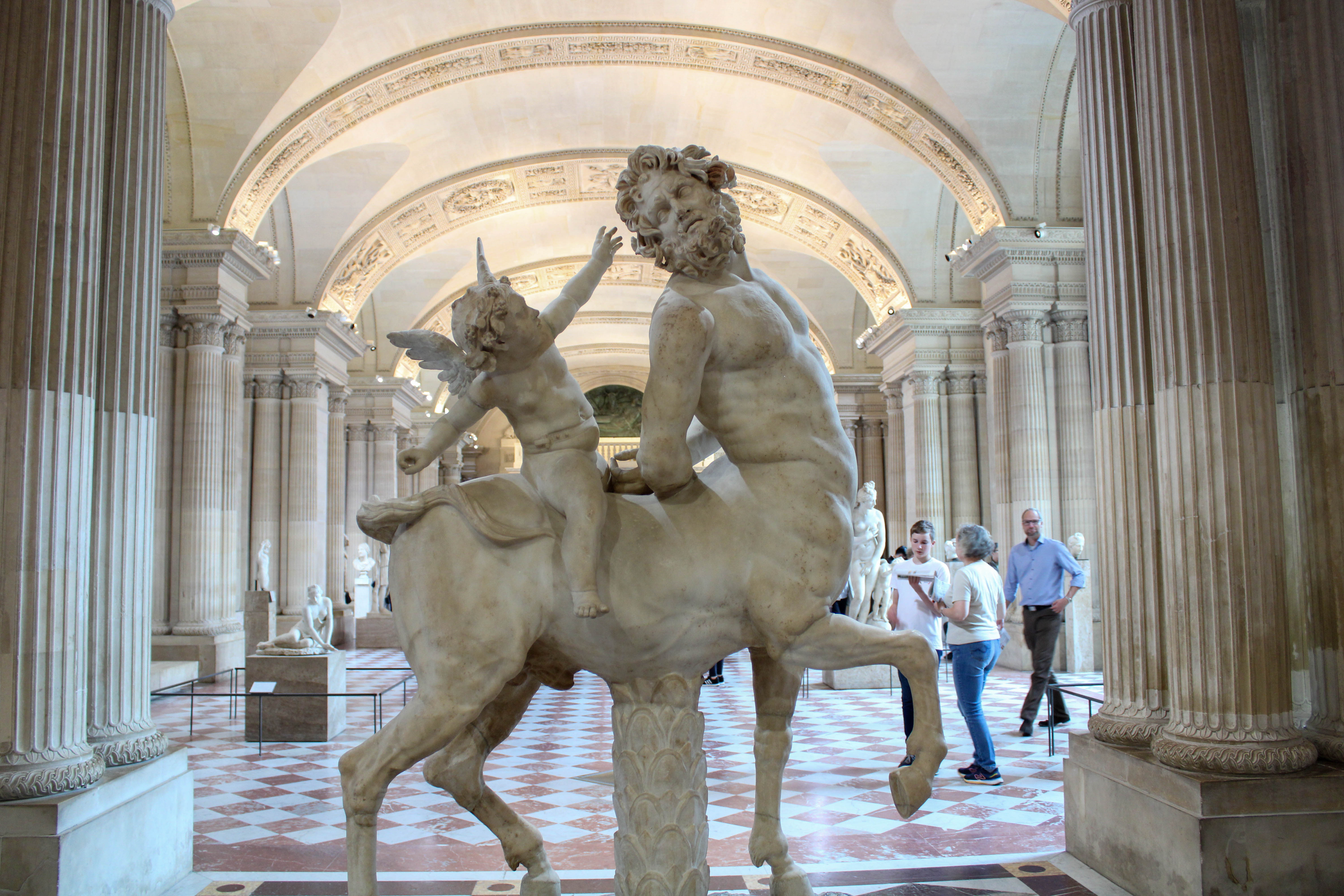 Murders and Mysteries of the Louvre - Photo 25