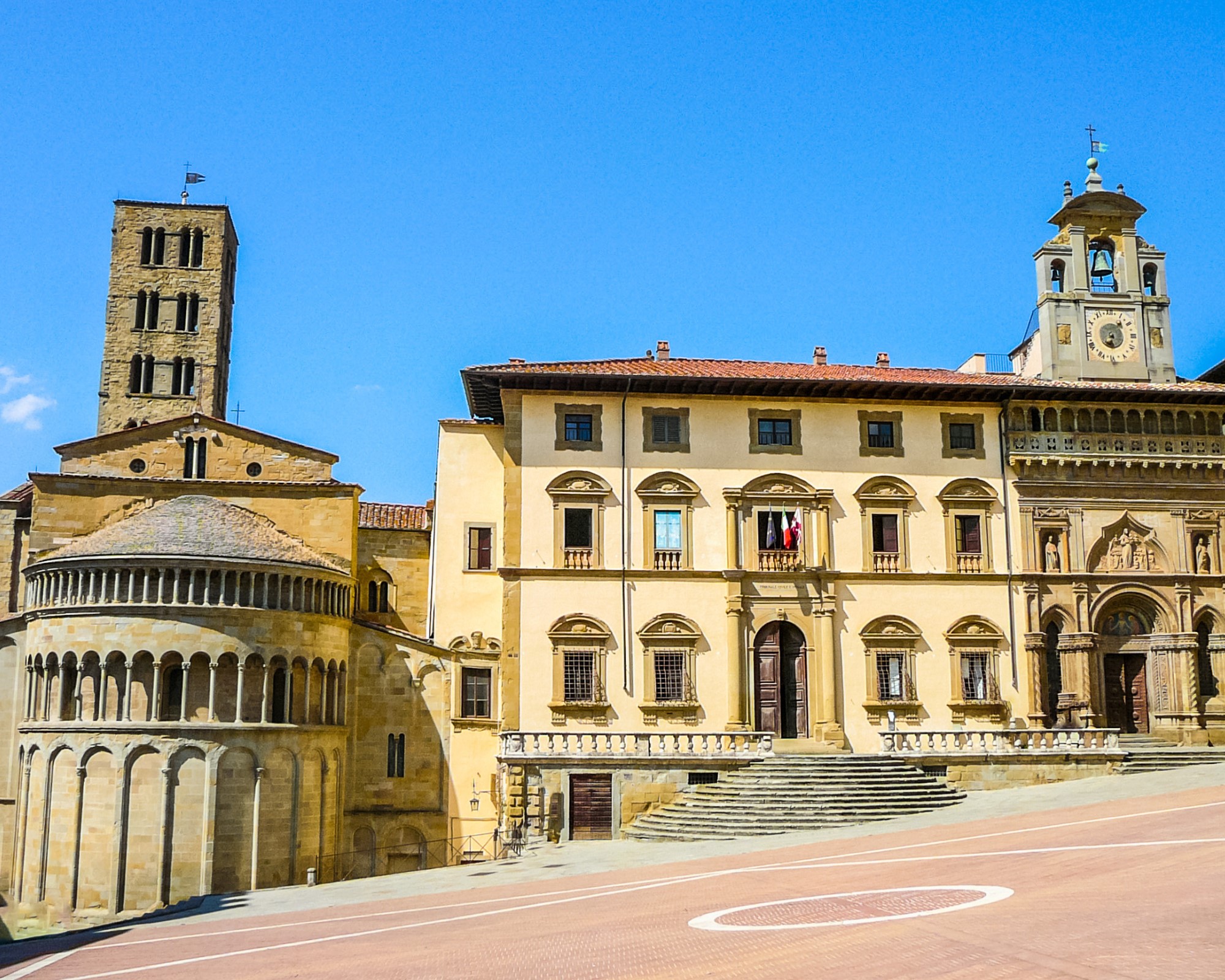 Private Full Day Tour to Arezzo & Cortona: Art, History & Tuscan Charm - Photo 4