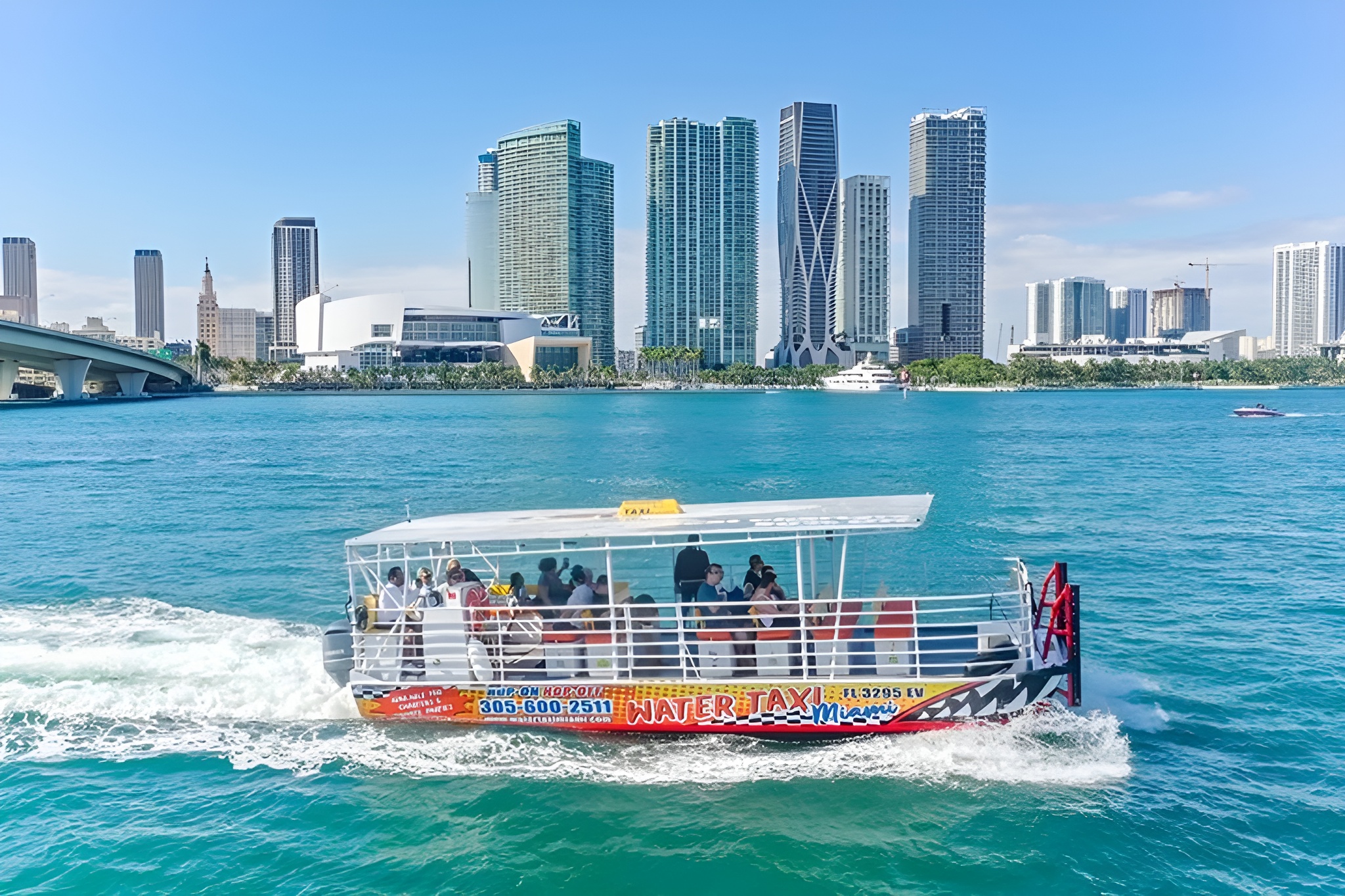Miami Full-Day Combo: 75 min cruise + Everglades Airboat Tour + Double Decker Bus