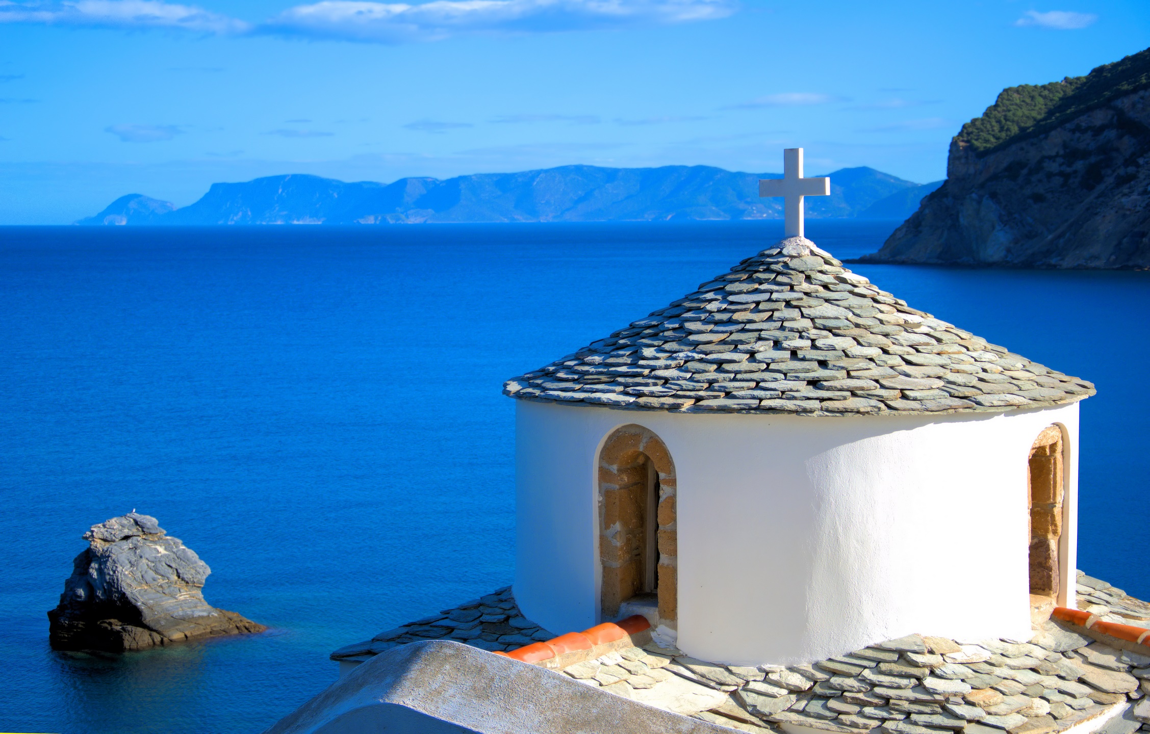 Iconic Islands: Mykonos and Santorini in Athens