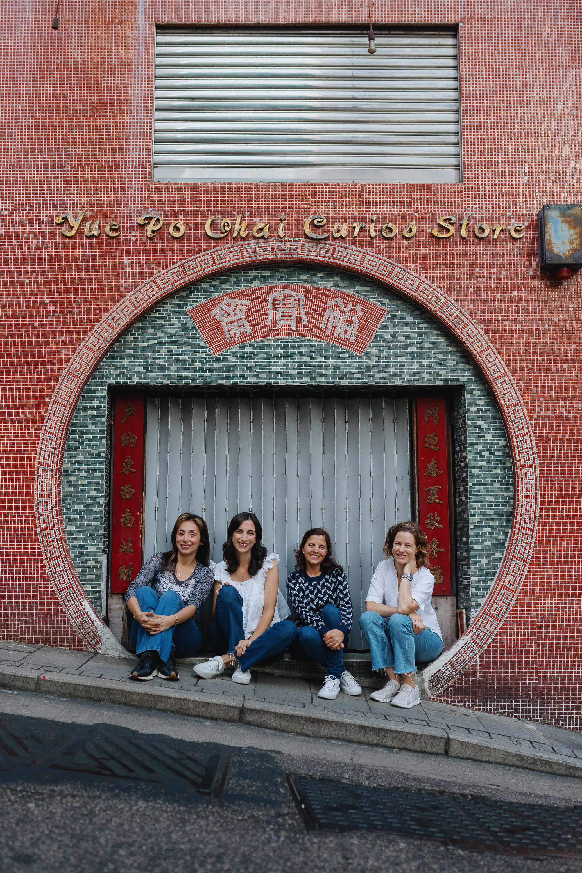 Guided Tour of Hong Kong Island in Private Service - Accommodations in Hong Kong