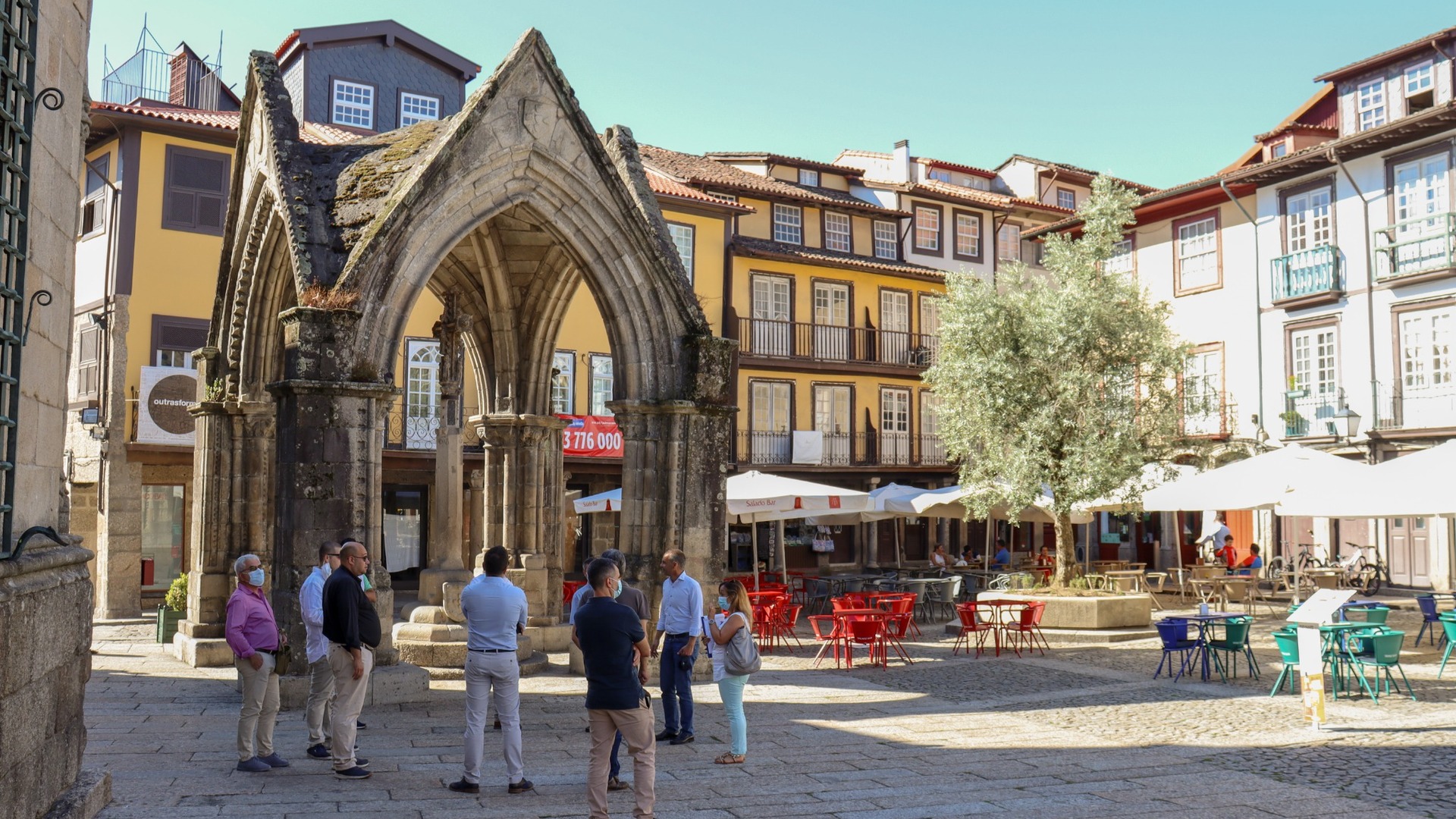 Private Day Tour from Porto: Guimarães, Braga and Bom Jesus - Photo 24