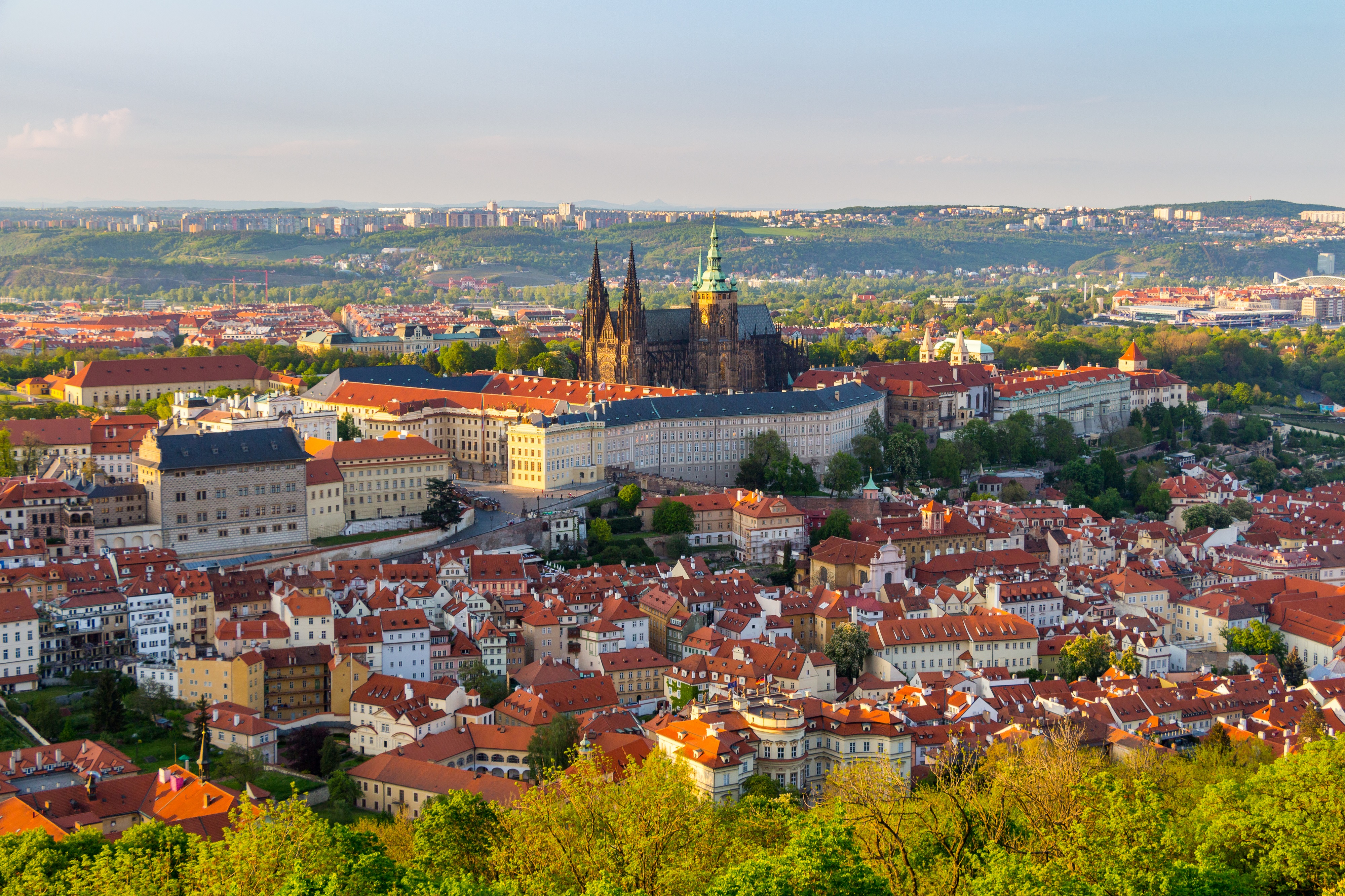 Prag Kalesi ve Kale Bölgesi Almanca Rehber ile