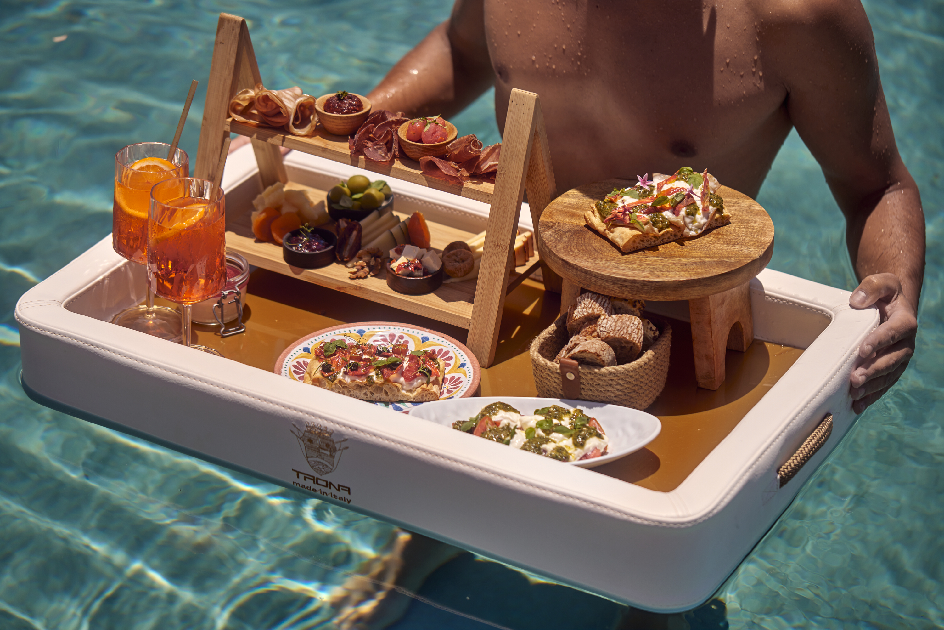 Floating Picnic Collection