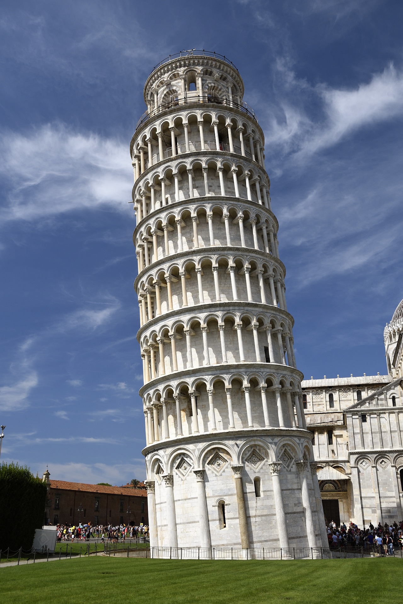 Private Full Day Tour to Pisa & Lucca: Icons of Tuscany Between Towers and Walls - Photo 5
