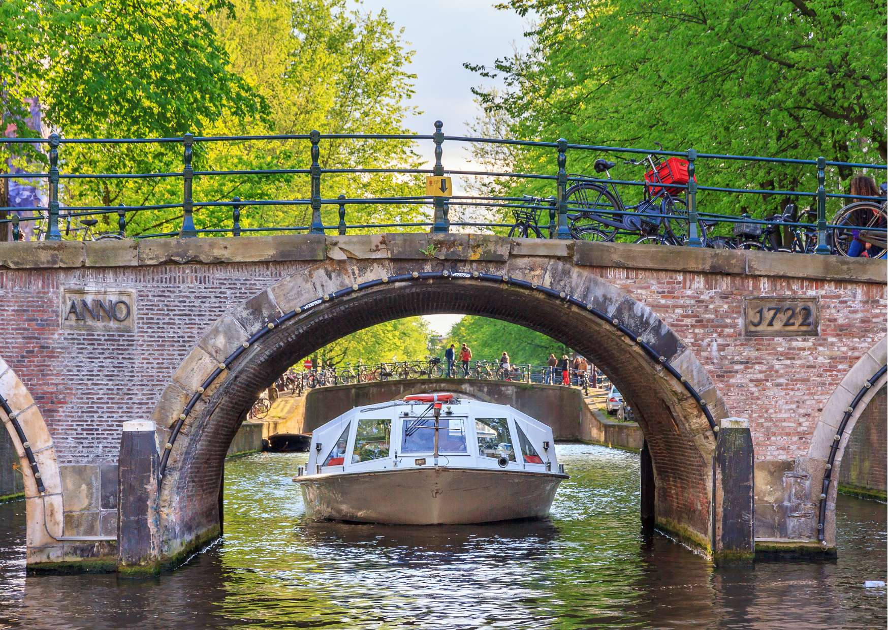 1 Hour Amsterdam Canal Cruise with audio guide - Photo 2