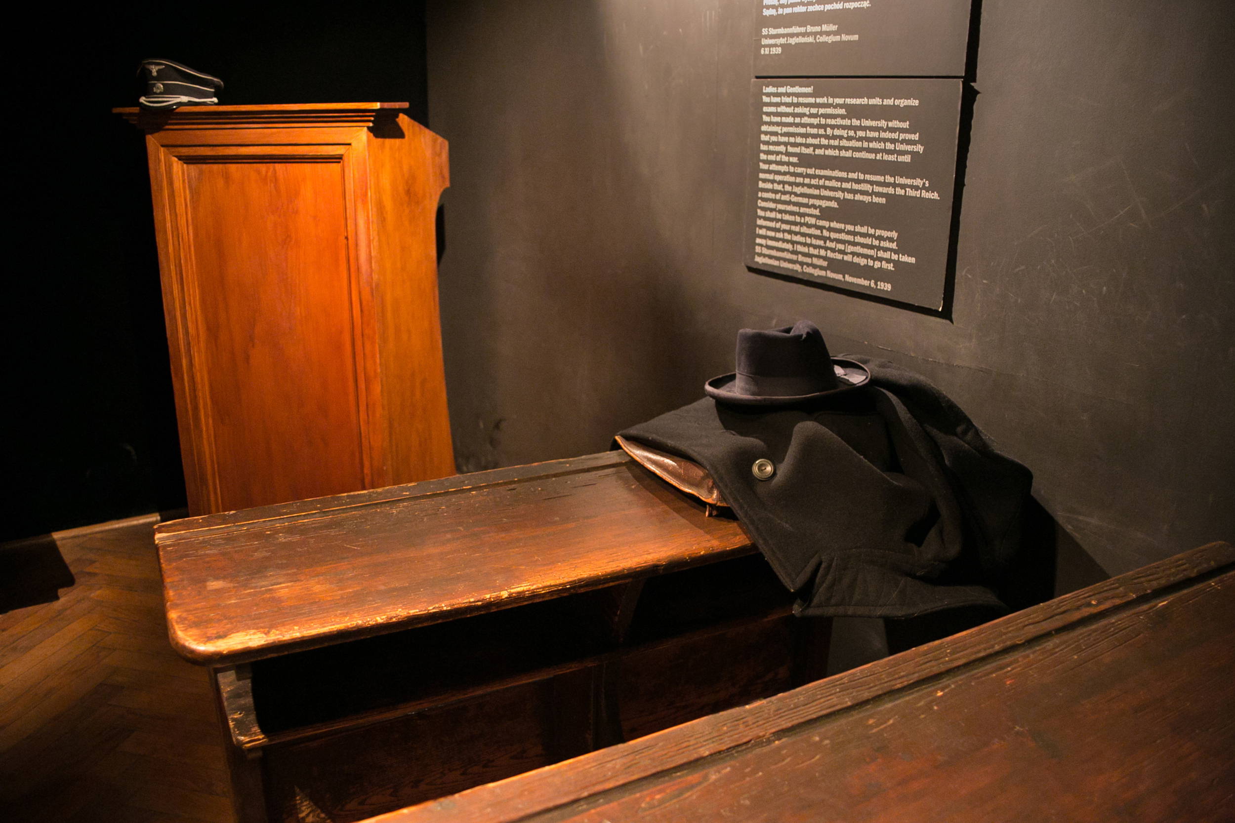 Krakow: Schindler's Factory & Ghetto & Plaszow CC Guided Tour