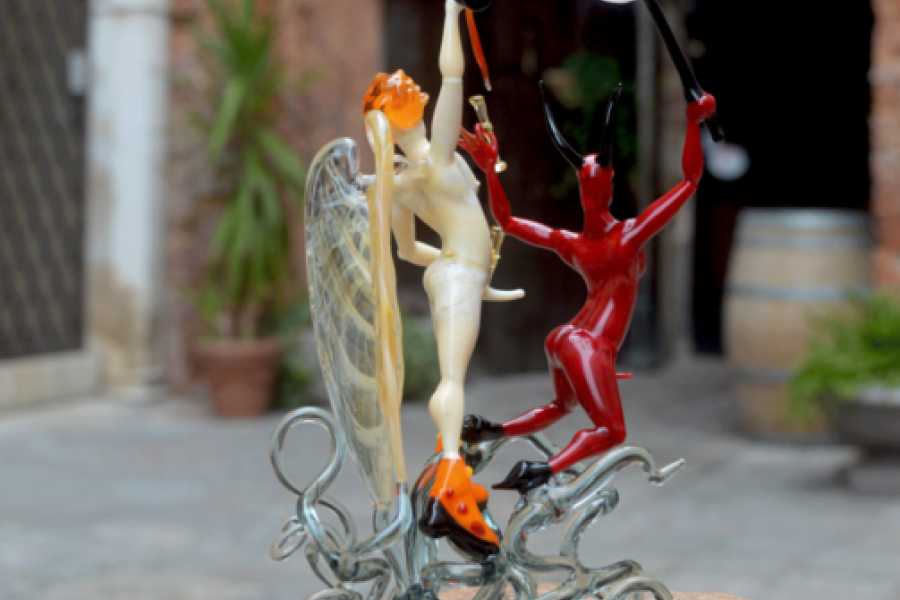 Private Glassmaking Lesson with a Master Artisan: Create Your Own Piece of Glass - Photo 4