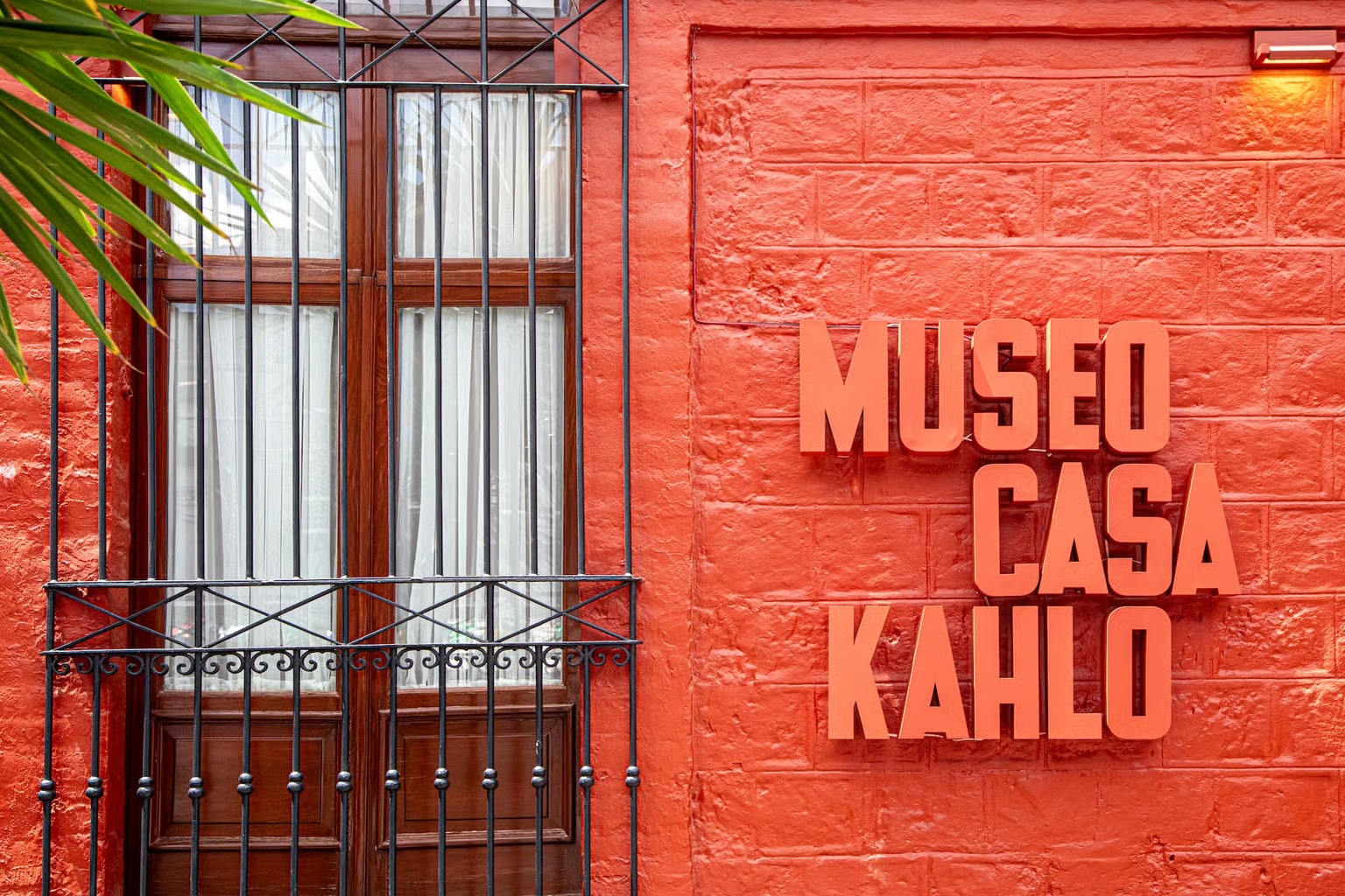 Premium Kahlo maja (Punane maja), Coyoacán ja Xochimilco (pealevõtmine ja tagasitoomine hinna sees)