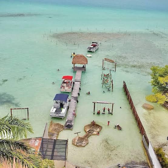 Tour a Bacalar , Laguna de los Siete Colores — 10/10