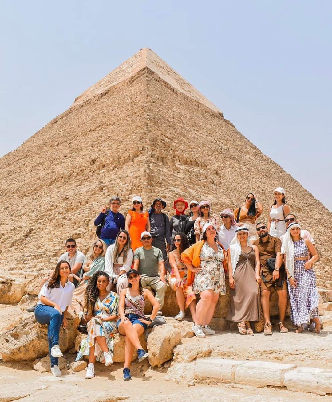 Pirámides premium en El Cairo durante el día, museo antiguo y almuerzo - Hurghada