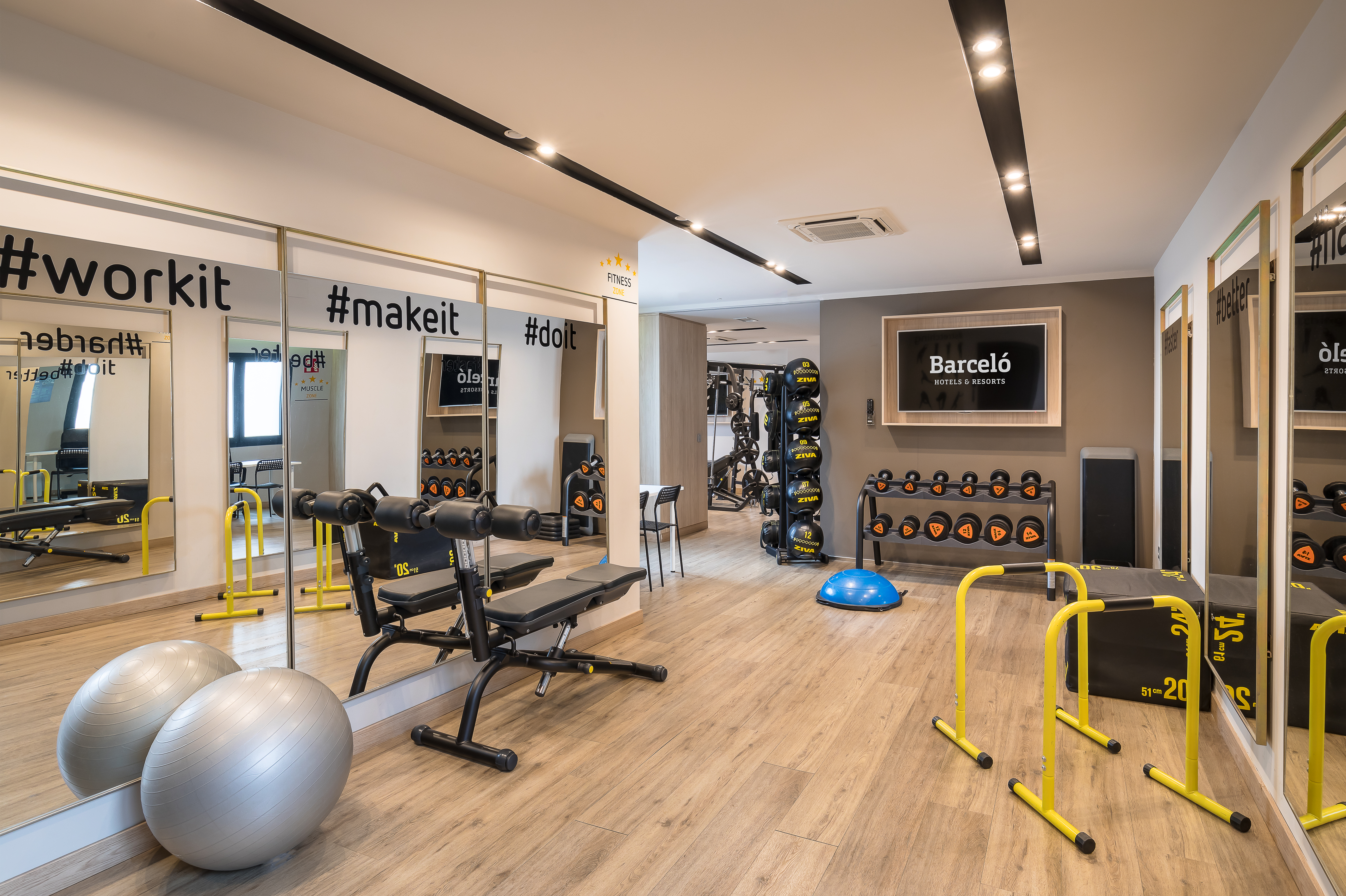 Revitaliza tu Estancia: Bienvenida Saludable y Entrenamiento Personalizado