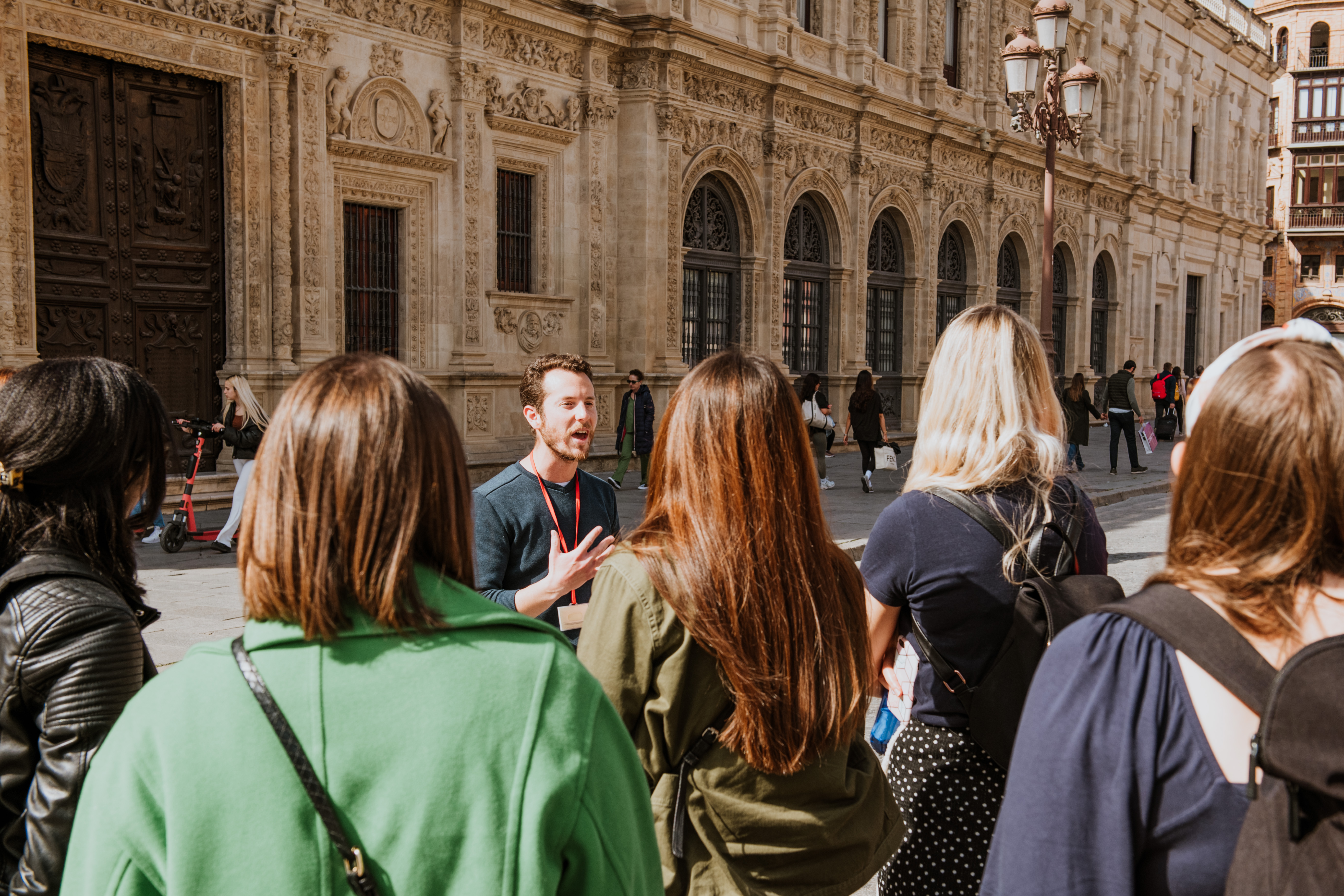 Seville walking tour (small groups) – Image 3 | WeShare