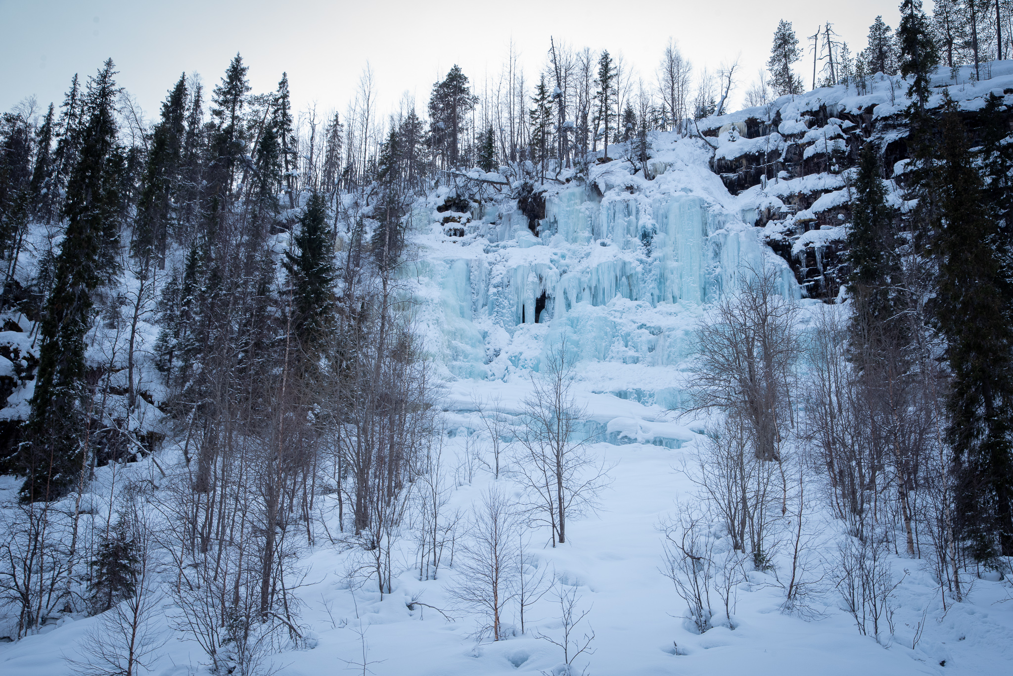 Excursión a las Cascadas Congeladas de Korouoma con Recogida en Grupo Reducido - Alojamientos en Rovaniemi