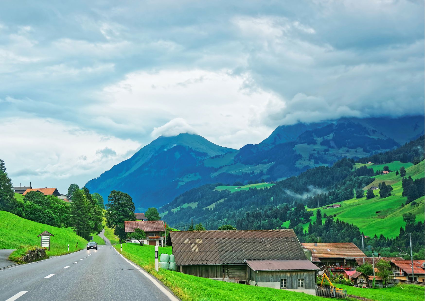 Lucerne: Private Car Tour to Gruyeres, Vevey, Montreux & Fribourg - Photo 10