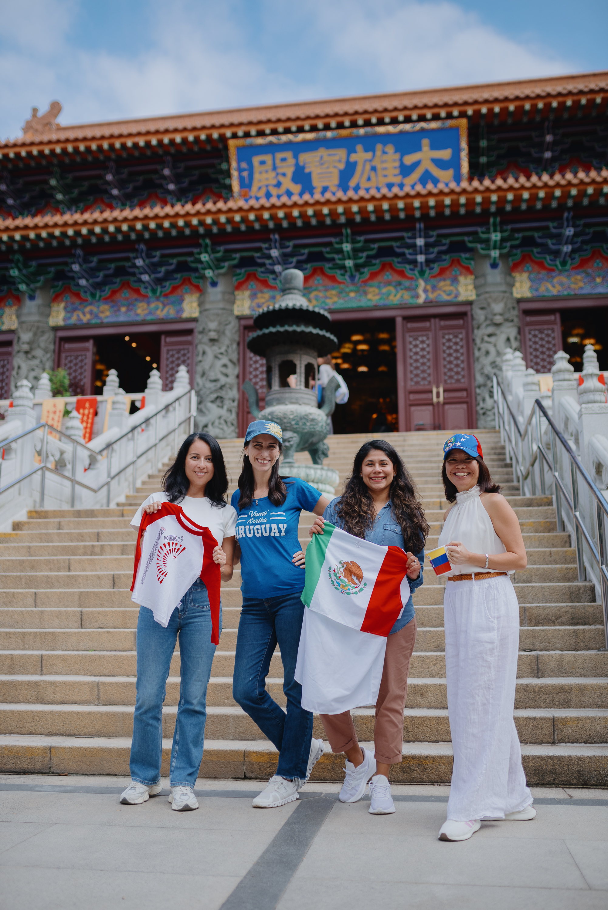 Cruise Layover Tour: Giant Buddha on Lantau Island in Private Service - Accommodations in Hong Kong