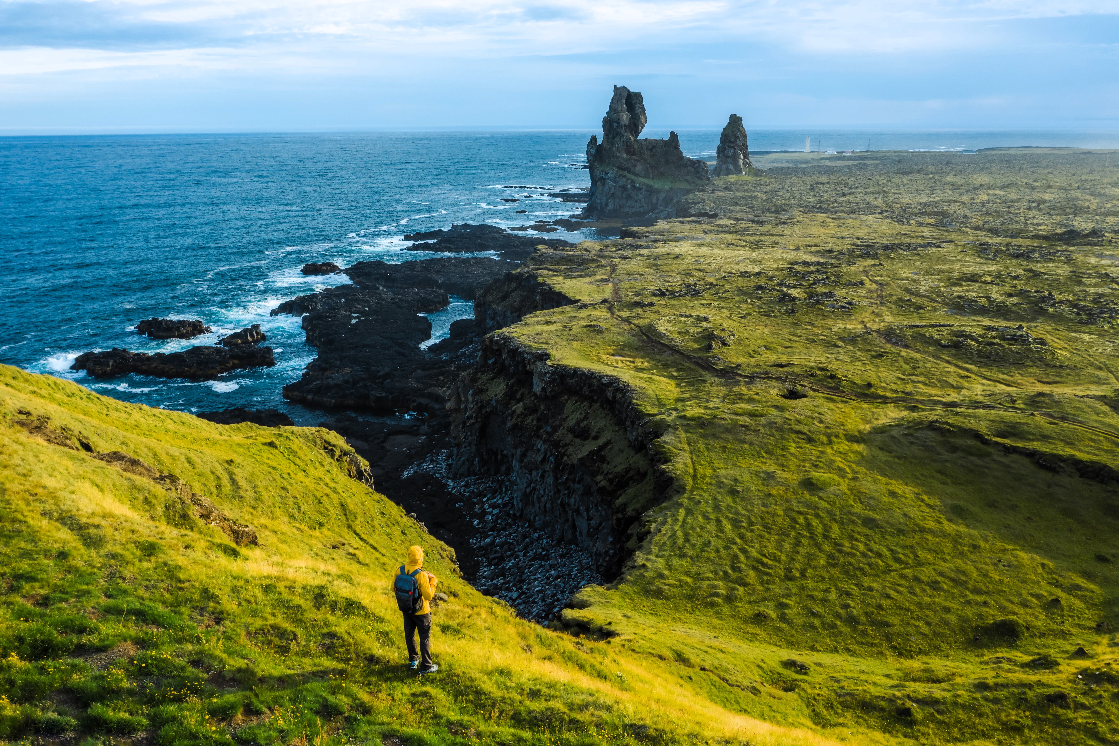 Iceland Solar Eclipse 2026 – Snæfellsnes Experience with Home-Cooked Dinner by Minibus - photo 4