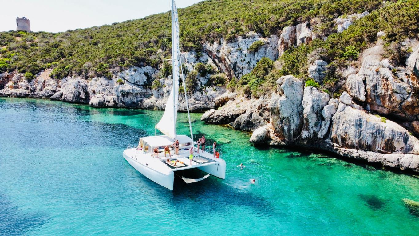 From Alghero: 3-hour catamaran tour in the Porto Conte Park - Photo 2