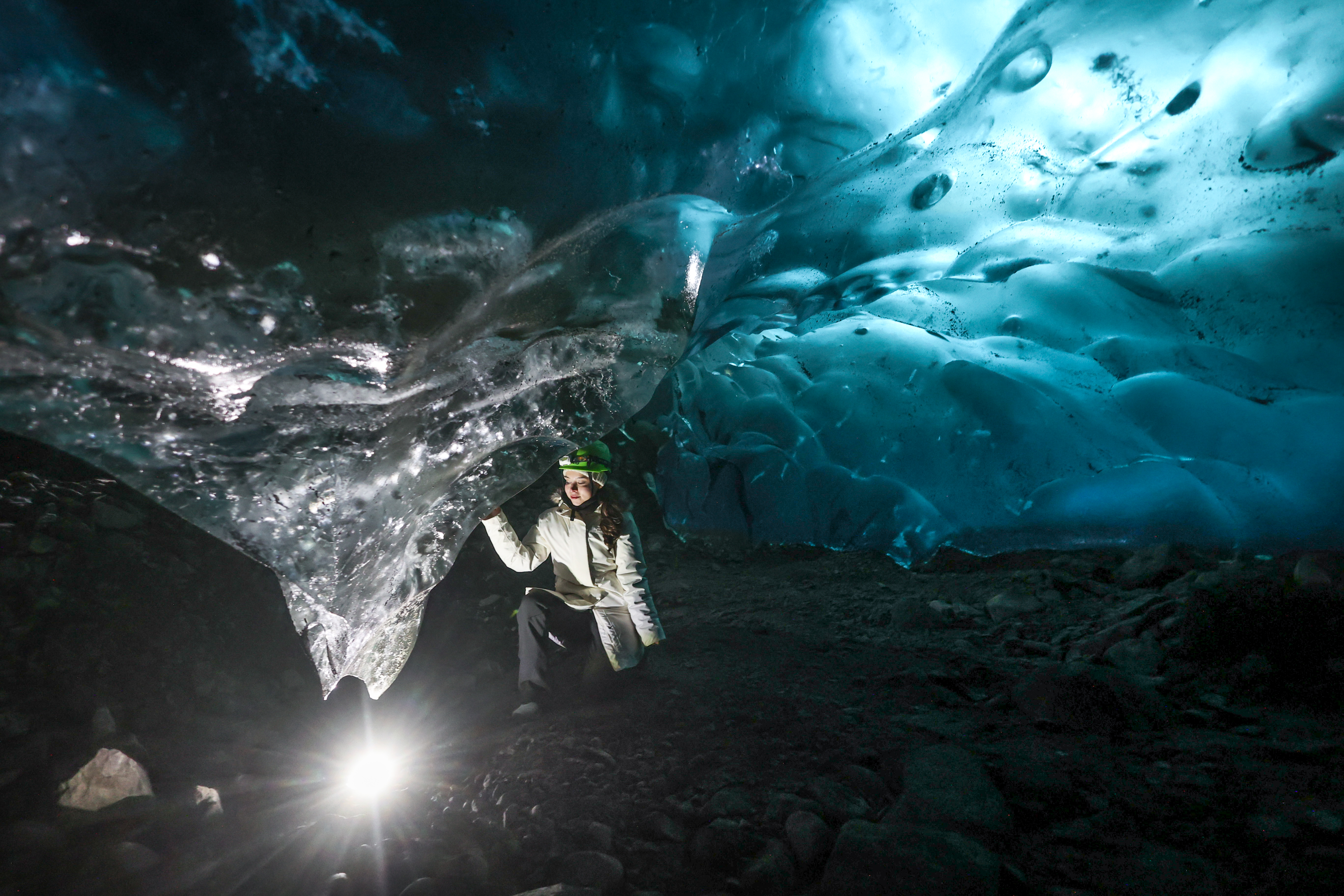 Eggtrip Winter Glacier Hike + Ice Cave Adventure 5h - photo 5
