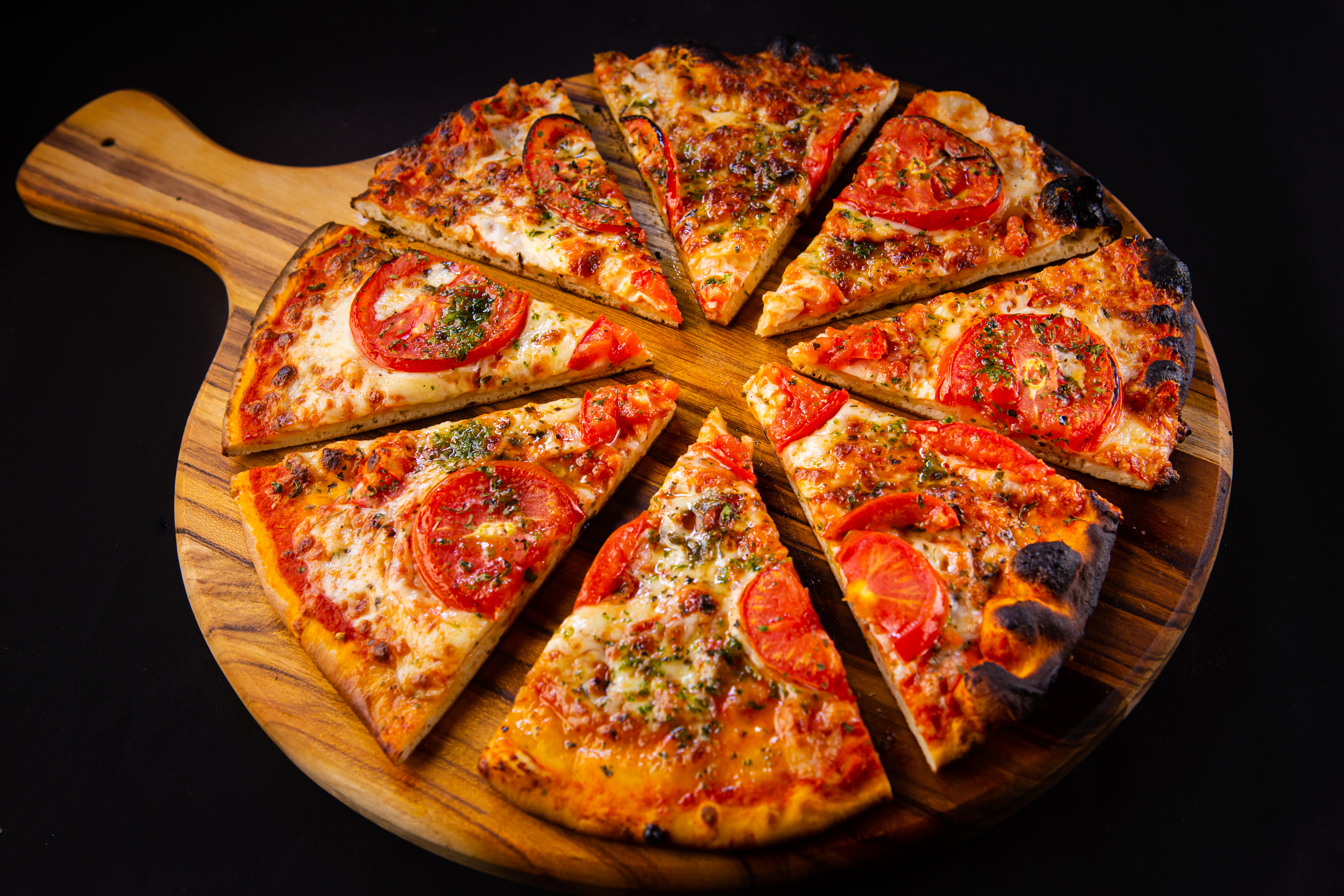 Hepsi Dahil Cancún: 5 saat Kıyı ve Pizza 51' Leopard PowerCat ile