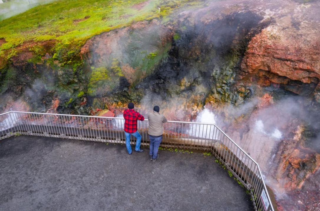 Silver Circle Private Tour: Glacier, Waterfalls & Hvammsvik Hot Springs - photo 10