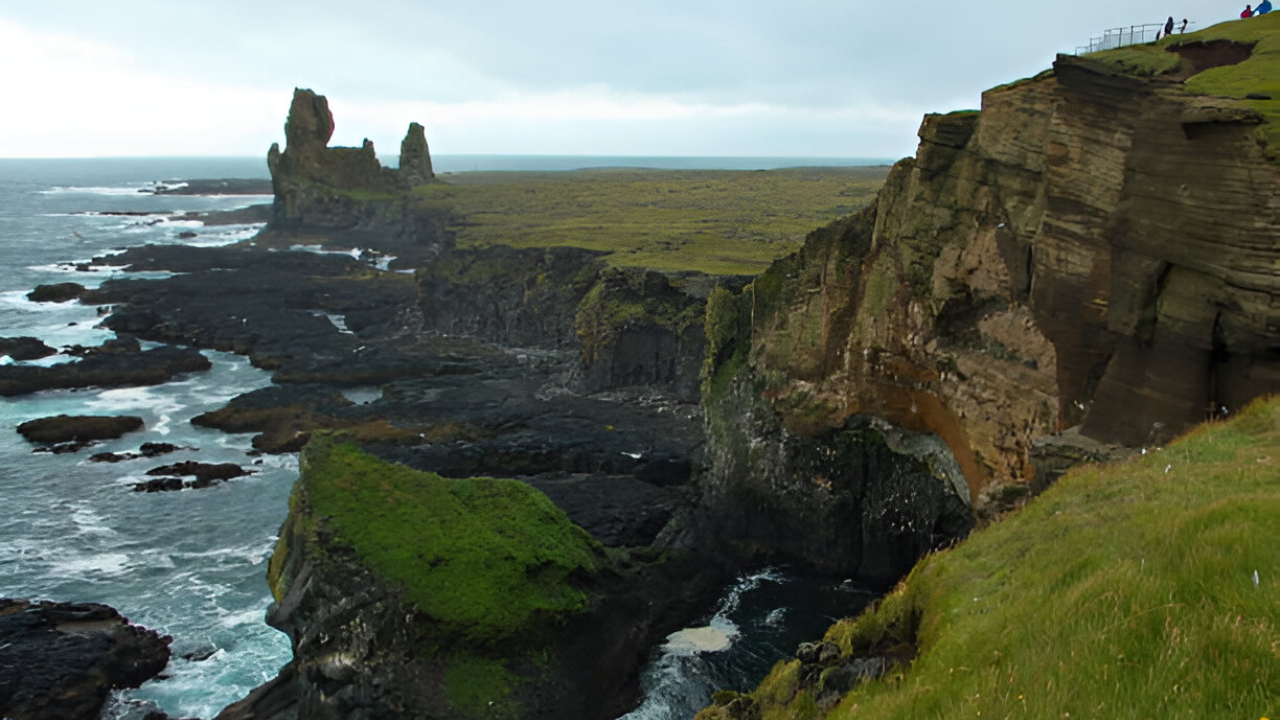 Excursión a Snaefellsnes en Grupo Reducido con Recogida - Alojamientos en Reikiavik