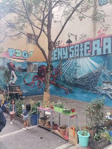 Old district, Street Art, Craft & Wine Tour  - Photo 40