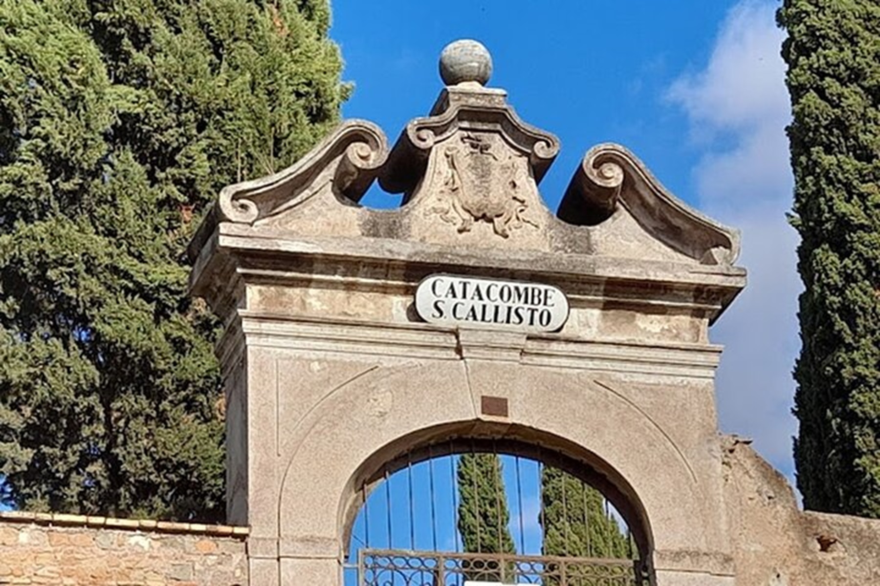 PRIVATE Golf Cart Tour of Rome City Center | Upgrade option available: Catacombs Visit - Photo 14