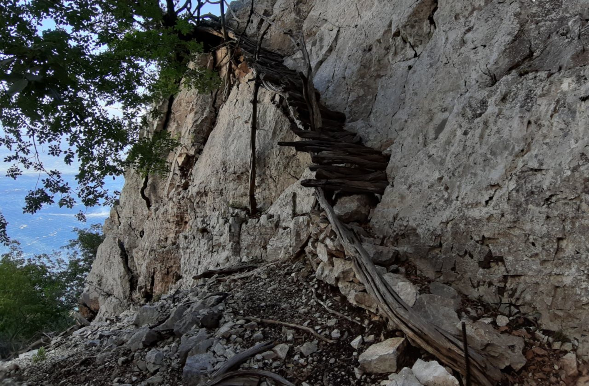 From Baunei: trekking to Cala Mariolu - Photo 11