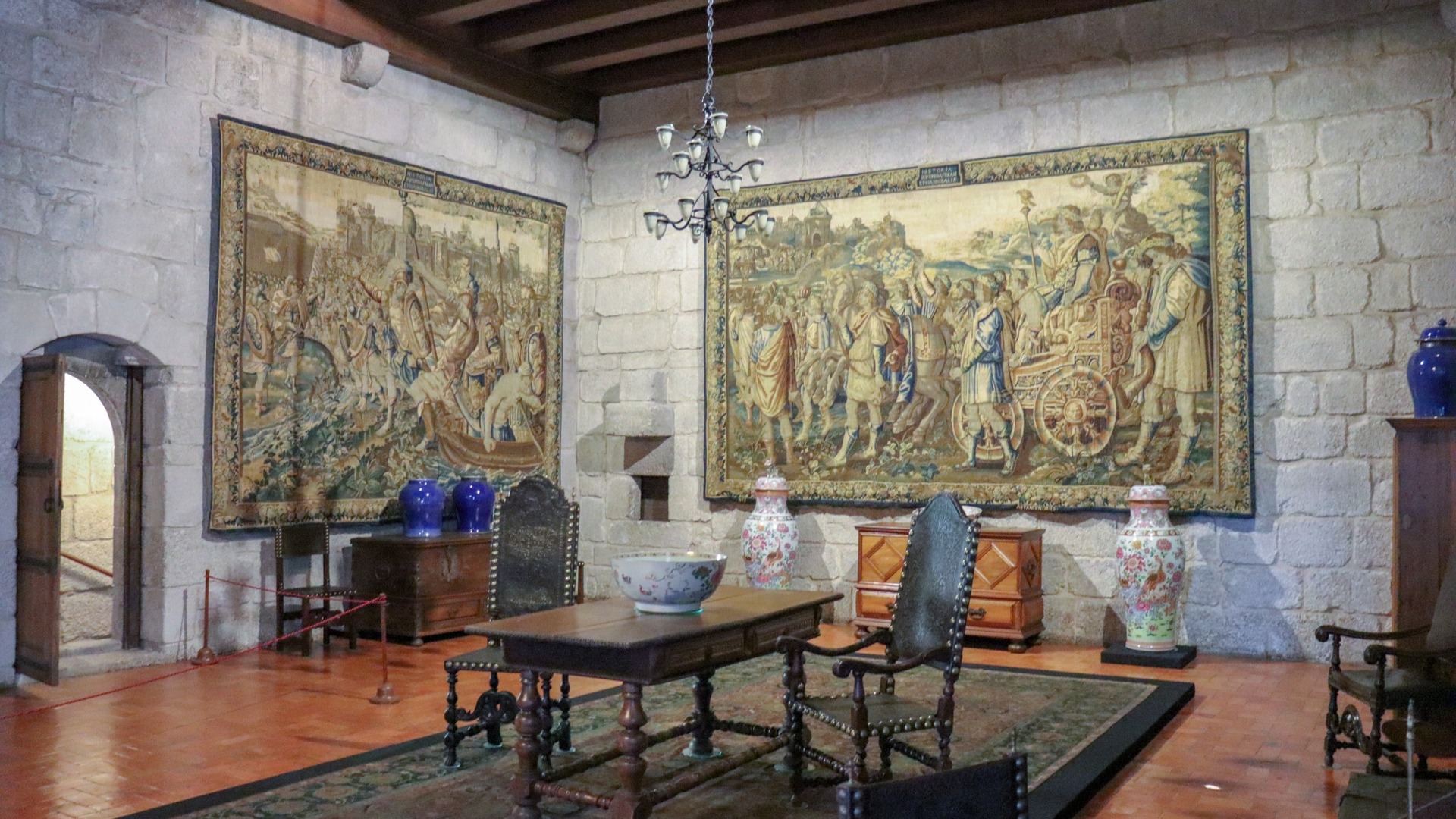 Private Day Tour from Porto: Guimarães, Braga and Bom Jesus - Photo 23