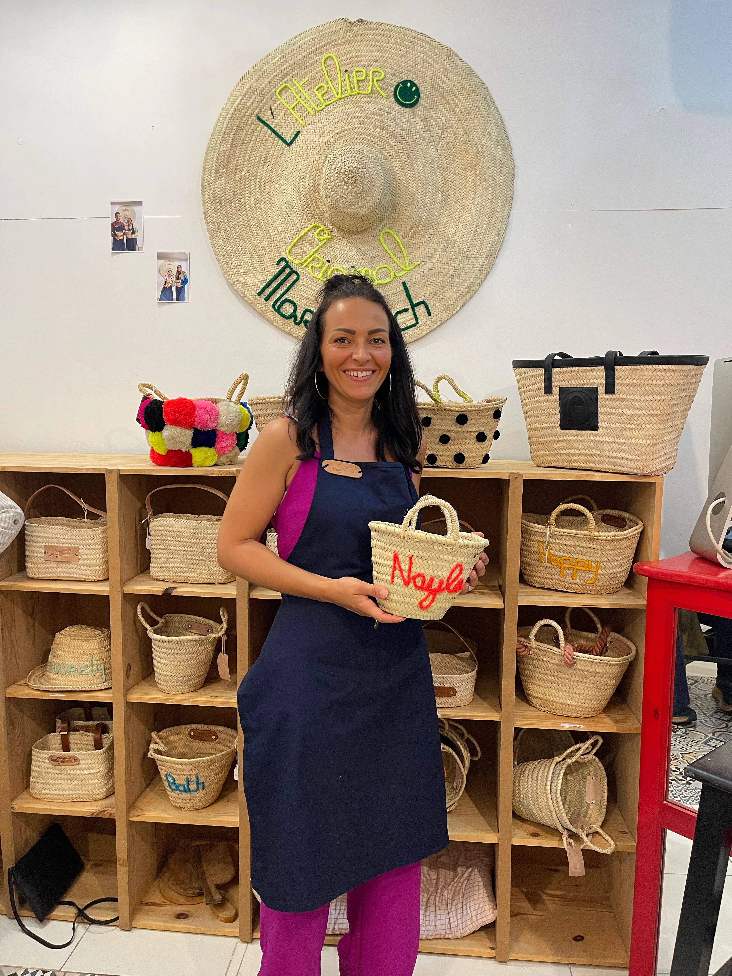 Création de panier unique dans nos ateliers à Marrakech