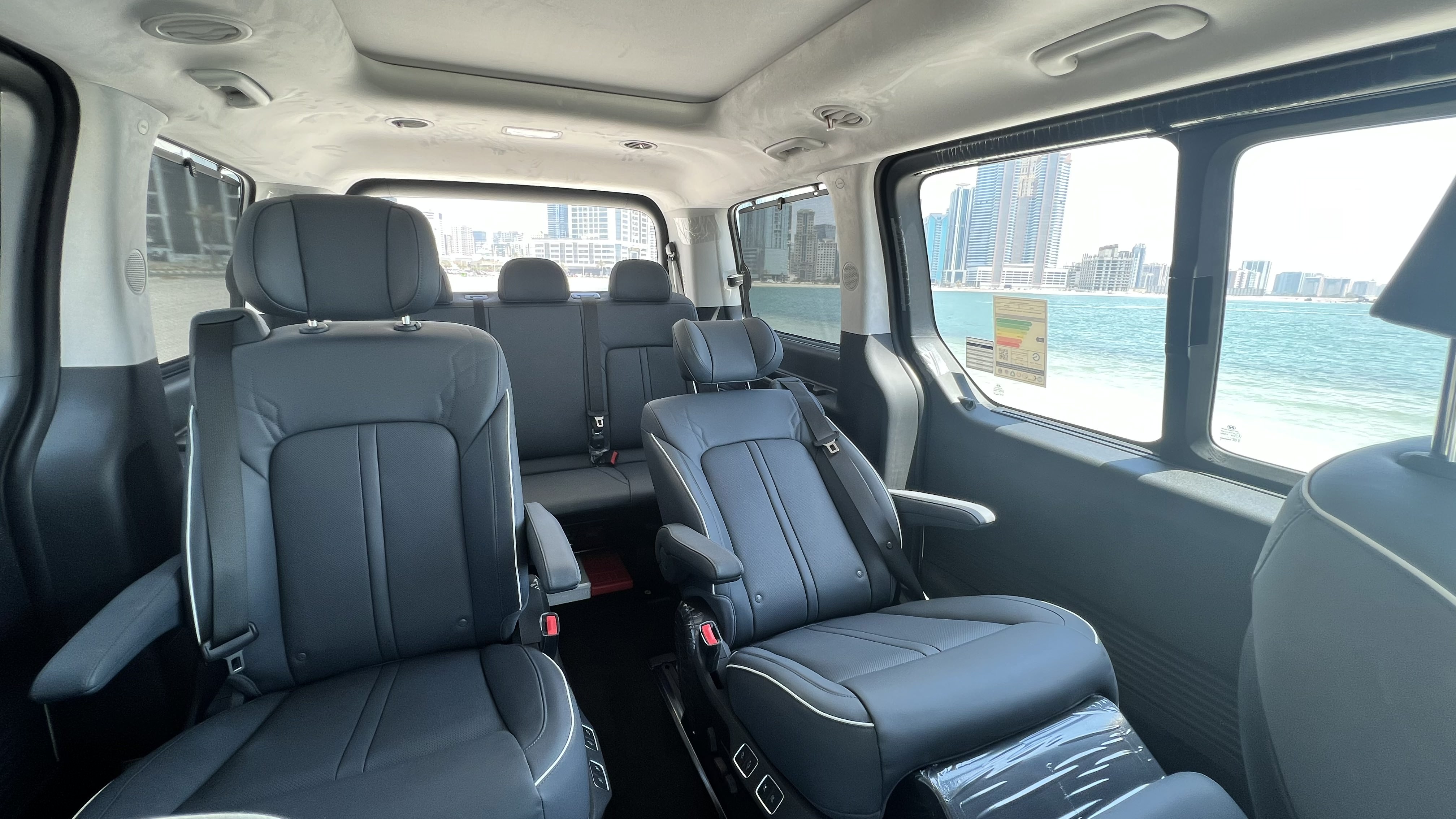 Dubai/Abu Dhabi: Private Transfer Service with tour guide – photo 5