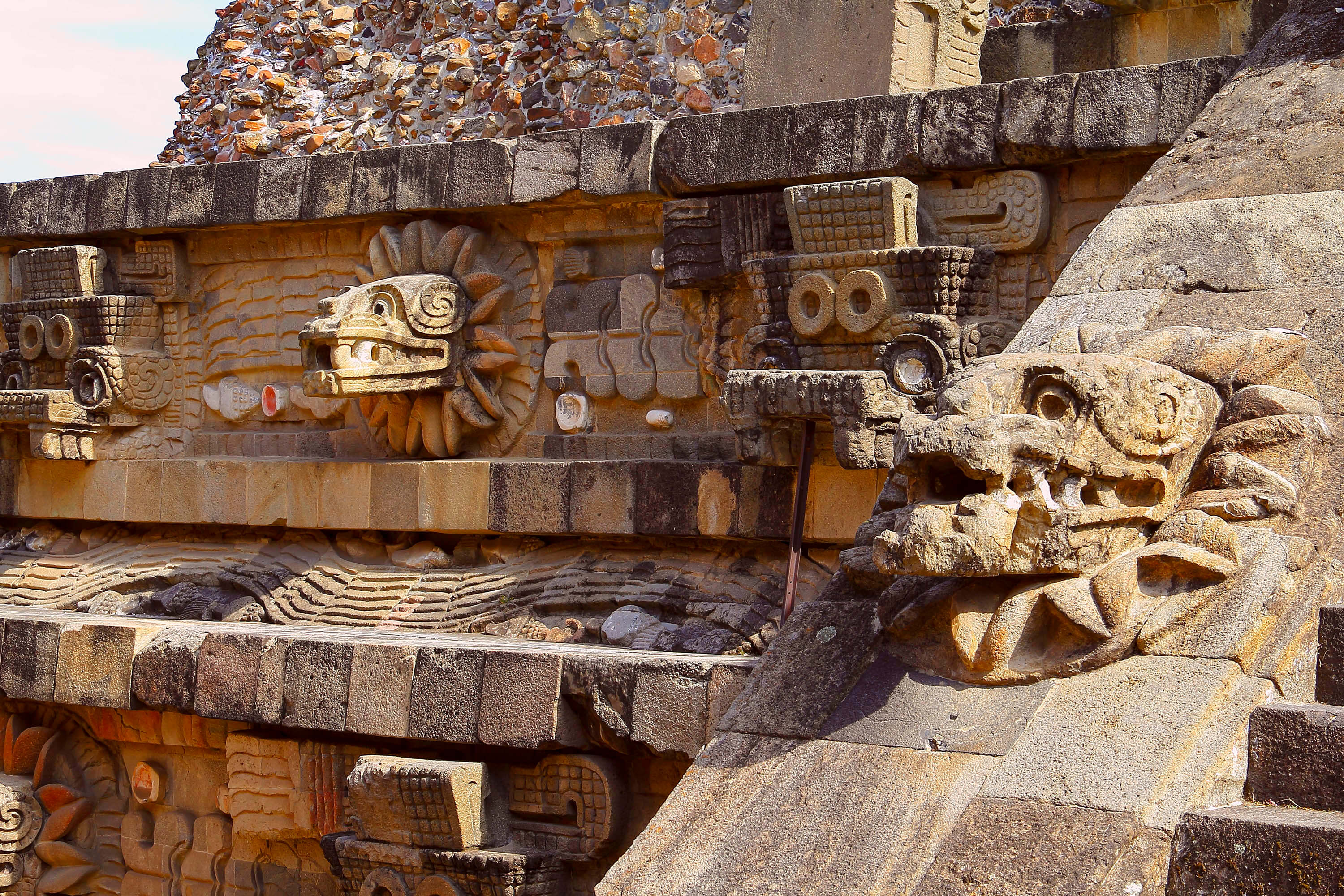 Mexico City: Teotihuacan Pyramids Tour with Audio Guide