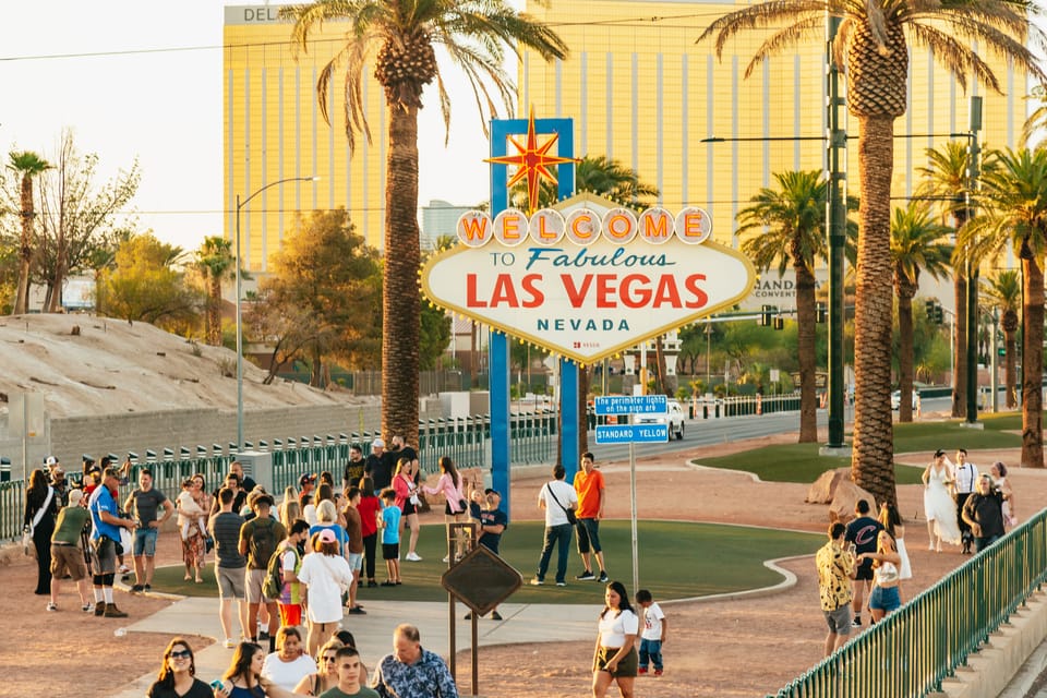 Las Vegas Explorer: su recorrido definitivo de 1 día en autobús turístico Discover Vegas