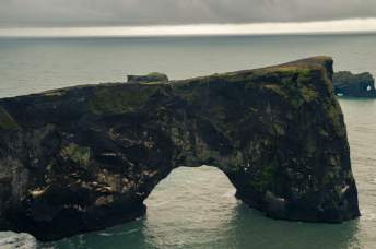 Private Minivan South Coast Tour to Waterfalls and Black Sand Beach - photo 15