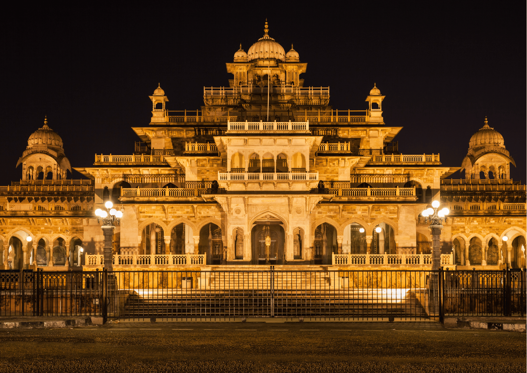 Discover Jaipur in Moonlight (2 Hours Guided Walking Tour with Tuk Tuk Ride) - Photo 9