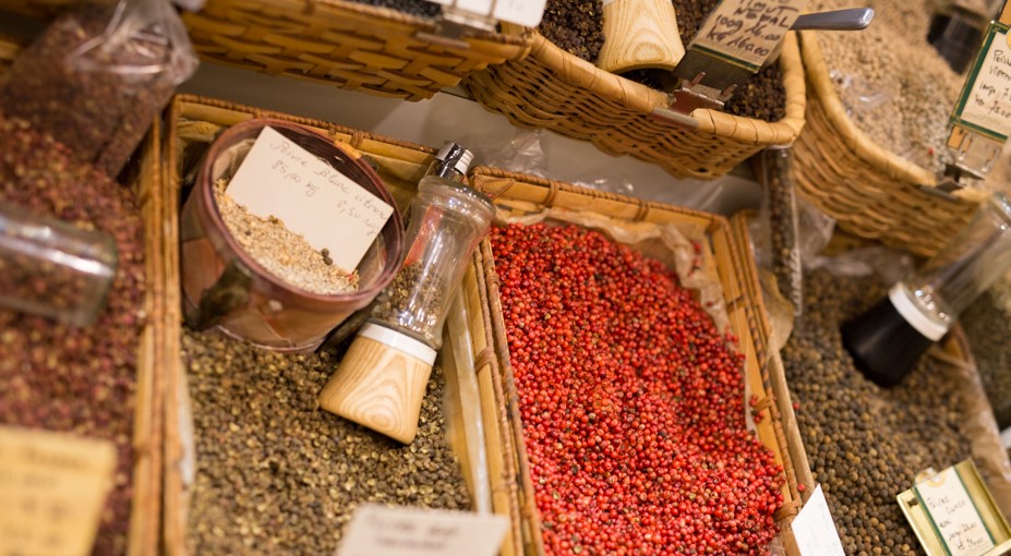 Montmartre Food and Wine Tour - Photo 2