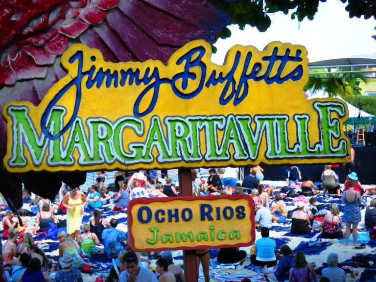 Experiencia Margaritaville Ocho Ríos: restaurante, bar y diversión frente al mar