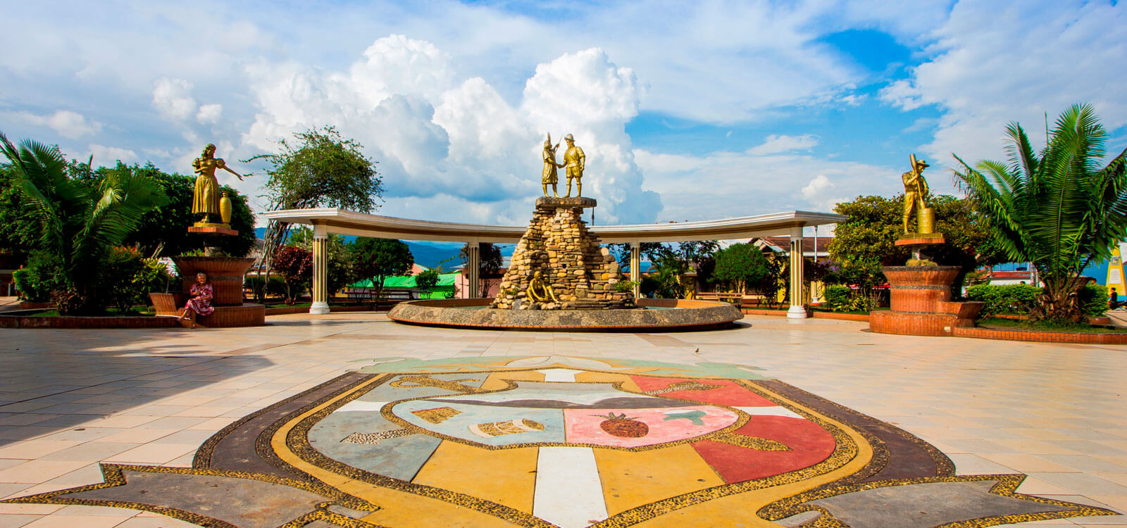 Tar-04: Visita al pueblo nativo y al castillo + Expedición cultural - Foto 4