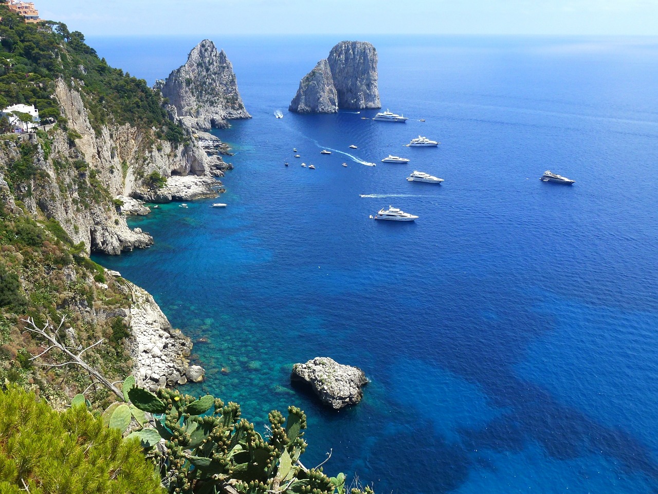 Capri boat experience - Photo 4