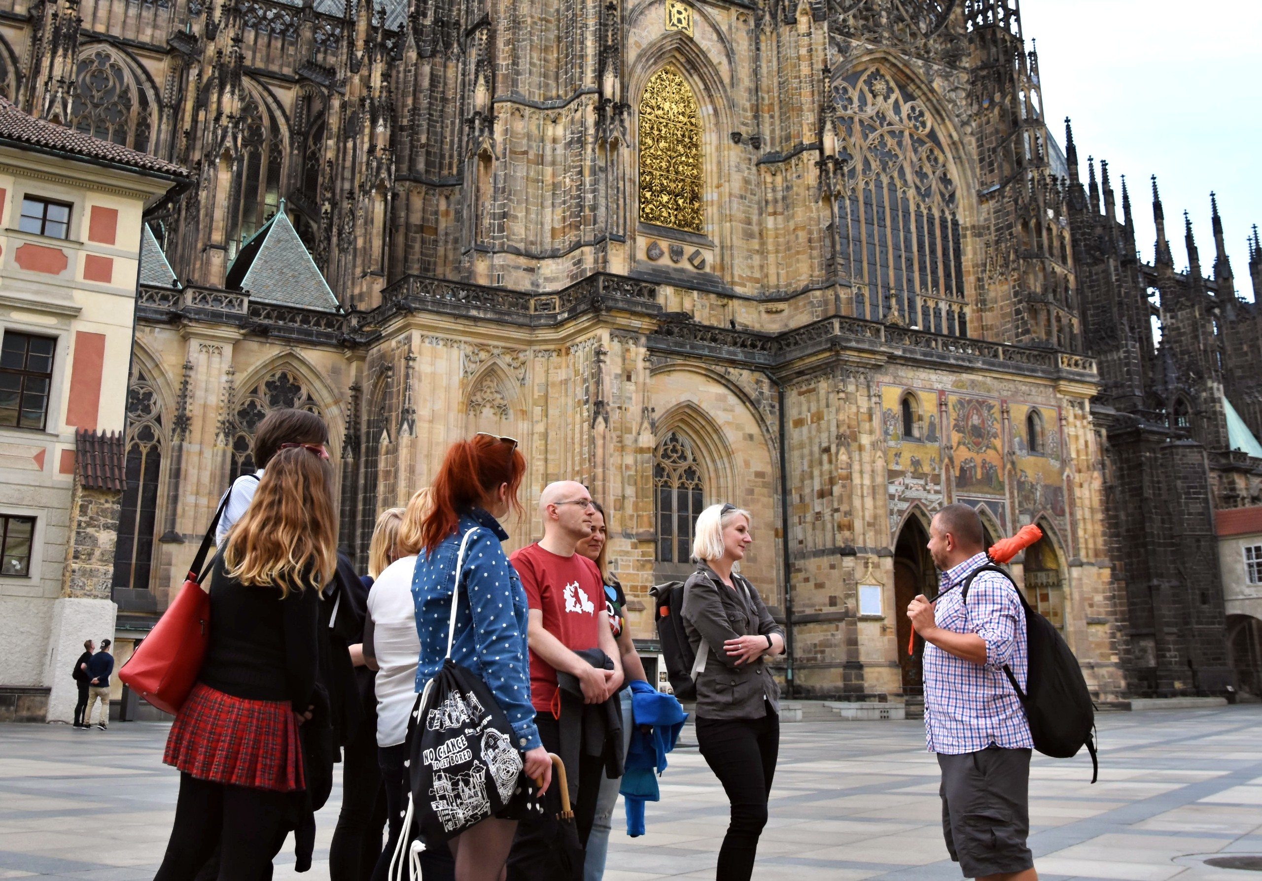 Prague Castle Interiors: Tour with German Guide and Entry Ticket