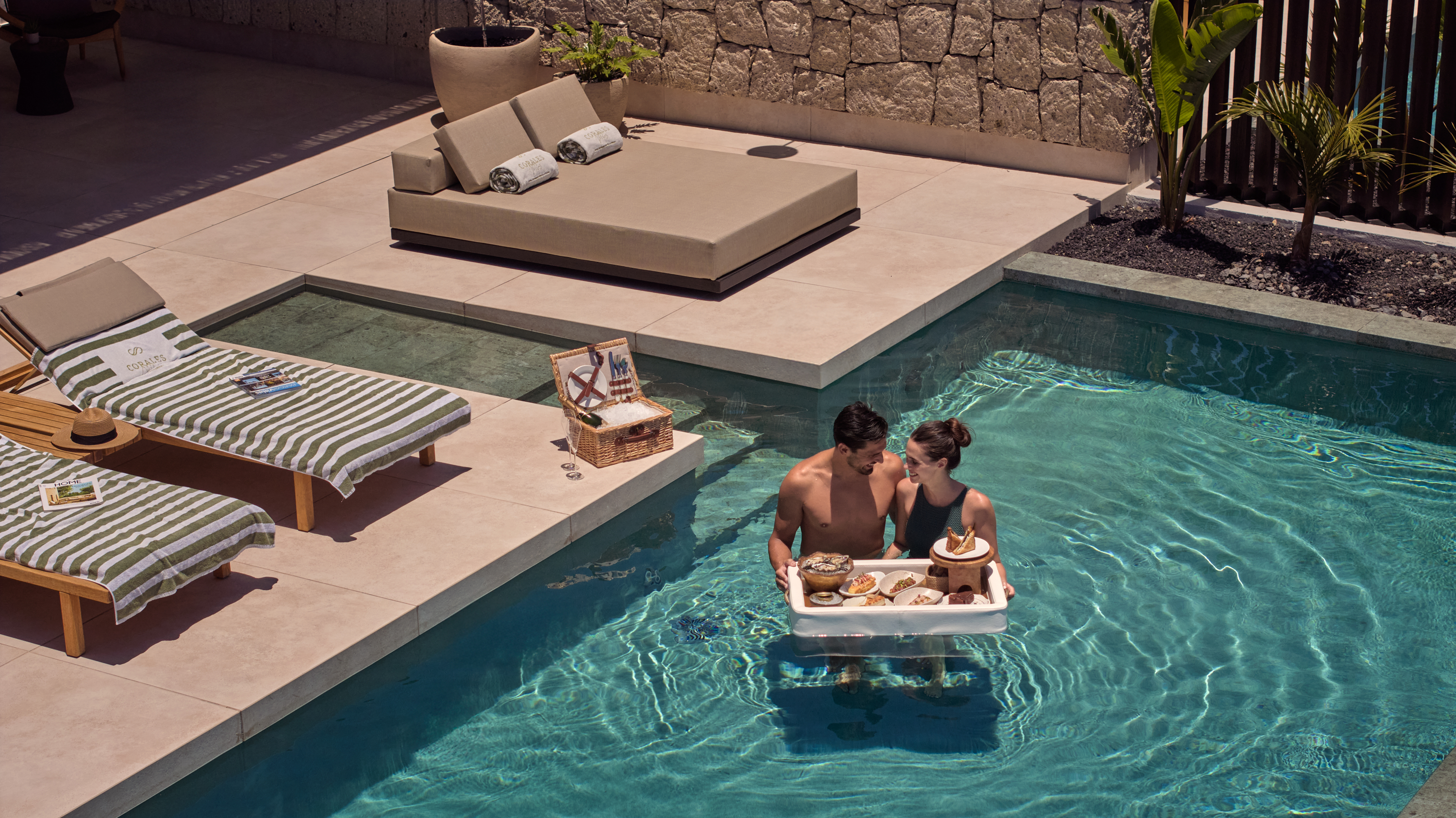 Floating Picnic Collection